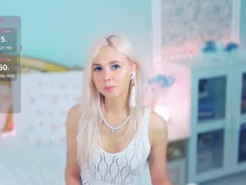 𝓐𝓶𝓸𝓻𝓪 I'm the first transgender post-op model on Сhaturbate. I have a new sweet pussy...