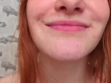 Fia | natural redhead