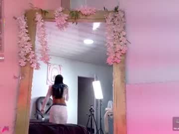𝓗𝓸𝓵𝓵𝔂𝓺𝓾𝓮𝓮𝓷 🎀