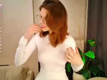 Hello! I'm Julia! or Lucy! better to ask