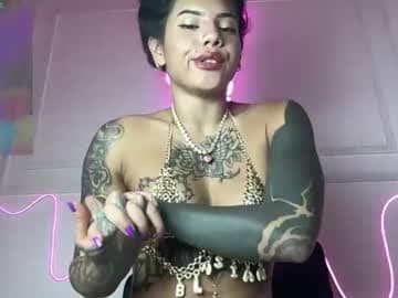 valentina naomi