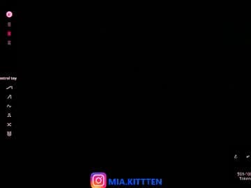 fansly.com/mia_kittten