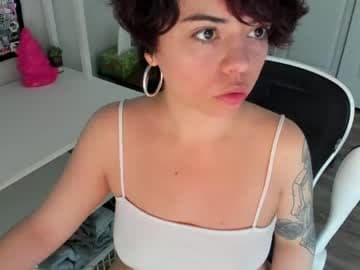 V Nessa