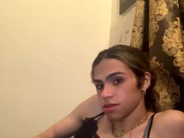 Uncut sissy Sunday 11/23